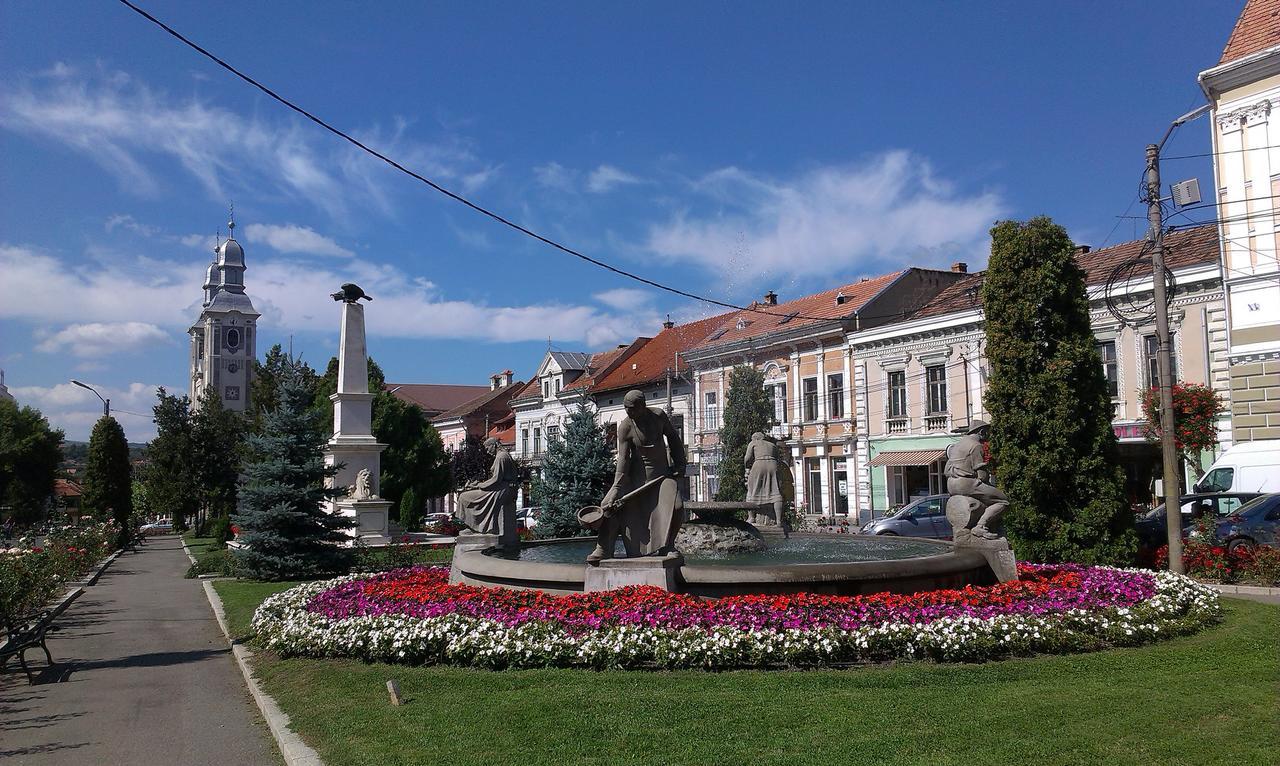 Bed and Breakfast Korona Panzió Odorheiu Secuiesc Exterior foto